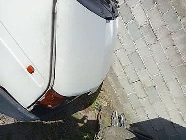 бус грузовик: Легкий грузовик, Ford, Стандарт, 3 т, Б/у — 4