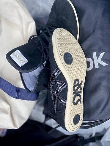 Мужские кроссовки, 39, Asics, Новый, цвет - Черный, Самовывоз