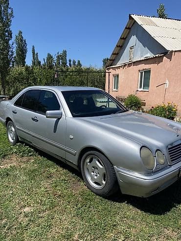 1025 2: Mercedes-Benz : 1996 г., 2.3 л, Механика, Бензин, Седан — 2