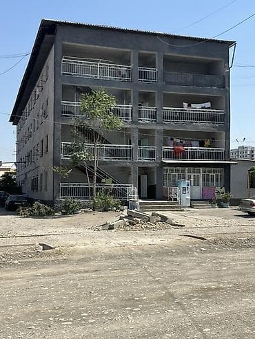 Продаётся квартира в общежитии коридорного типа. Характеристики: - — 2