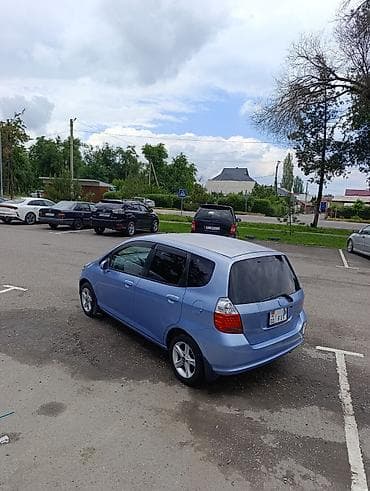 Продажа авто: Honda Fit: 2001 г., 1.3 л, Вариатор, Бензин, Хэтчбэк — 4
