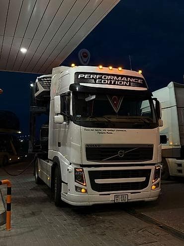 авто в рассрочку электромобиль: Тягач, Volvo, 2011 г., Без прицепа — 4