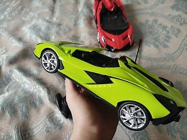 кожа костюм: Радиоуправляемые спортивные машинки (набор из 2 шт.) - Две модели — 3