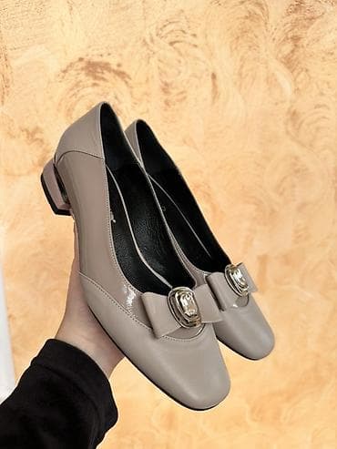 кроксы crocs: Женские летние шлёпанцы/сандалии - Разные модели в актуальном — 9