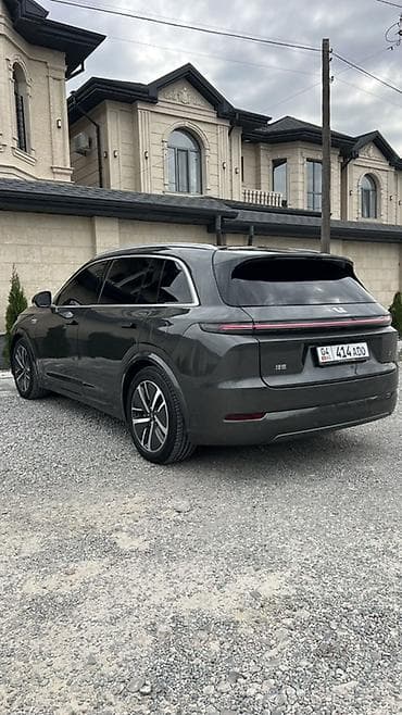Продажа авто: Lixiang L7: 2025 г., 1.5 л, Автомат, Гибрид, Кроссовер — 5