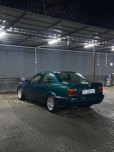 subaru 2: BMW 3 series: 1991 г., Бензин, Седан — 5