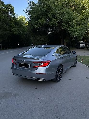 Транспорт: Honda Accord: 2018 г., 1.5 л, Автомат, Бензин, Седан — 6