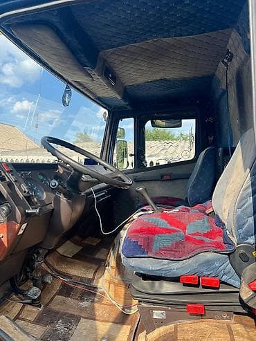 маз тонар: Грузовой автомобиль Mercedes-Benz 814, бортовой. Основные — 3