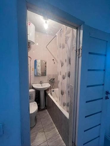 Недвижимость: 1 комната, 34 м², Индивидуалка, 5 мкр Индивидуалка, 2 этаж, Косметический ремонт — 6