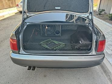 Audi A6: 1995 г., 2.6 л, Автомат, Бензин, Седан — 5