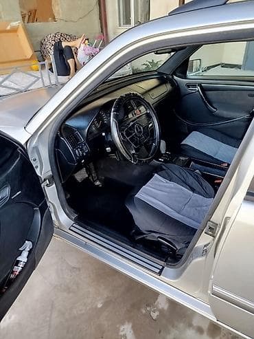 Mercedes-Benz C-Class: 2000 г., 2 л, Автомат, Бензин, Универсал — 5