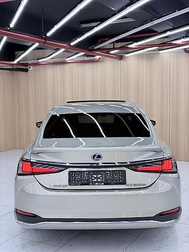 bmv 5: Lexus ES: 2019 г., 2.5 л, Вариатор, Бензин, Седан — 6