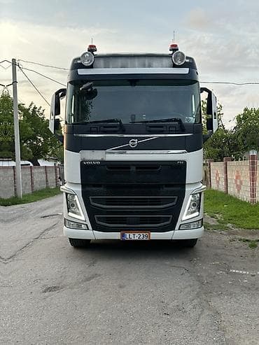 квадроцикл 300: Тягач, Volvo, 2013 г., Без прицепа — 2