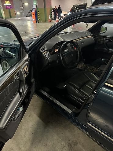 lend cruzer: Mercedes-Benz E-Class: 2000 г., 5 л, Автомат, Бензин, Седан — 10