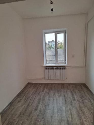 Үйлөрдү сатуу: Срочно!!! Продается хороший, добротный, со свежим ремонтом, кирпичный — 6