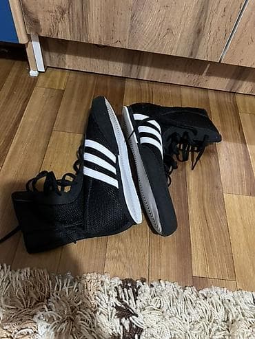 обувь женская 41 размер: Мужские кроссовки, 41, Adidas, Новый, цвет - Черный, Платная доставка — 3