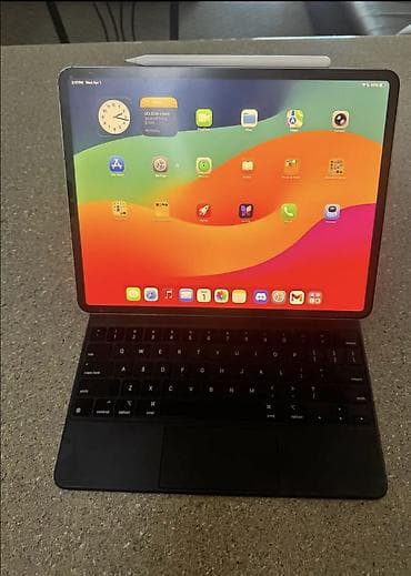 ipad компьютер: IPad Pro 12.9" (M2, 2022) — 512 ГБ Комплектация и аксессуары: - Apple — 1