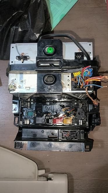 second tech: Щиток приборов Volkswagen 2005 г., Б/у, Оригинал, Германия — 2