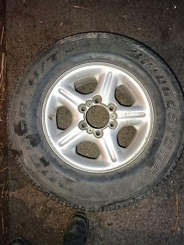 Колеса в сборе 245 / 70 / R 16, Всесезонная, Б/у, Запаска, Внедорожные (АТ/МТ), Литые, отверстий - 6 — 1