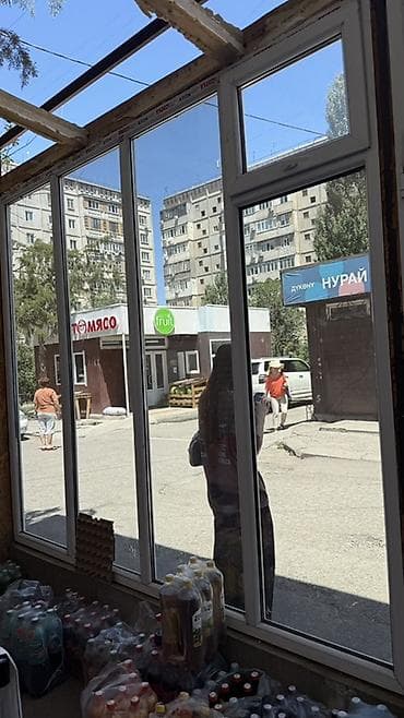 projector screen: Срочно продаю из за сноса .Панорамное остекление для фасада/витрины — 9