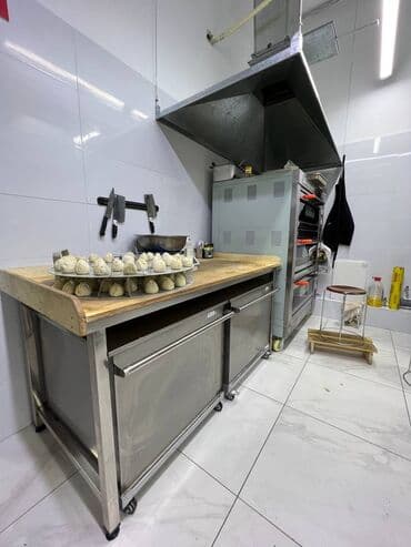 оборудование для кафе и ресторанов бу: Вытяжка промышленная, стол из нержавейки, мойка, котломойка, стеллаж — 21