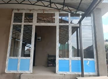 пластиковая крыша: Панорамные пластиковые окна и входная группа из ПВХ-профиля - — 1