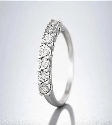 кольцо с бриллиантом бишкек цена: Продаю абсолютно новый комплект кольцо серебряное 925 пробы с семью — 4