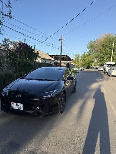 тайота приус 2015: Toyota Prius: 2025 г., 2 л, Автомат, Гибрид, Лифтбек — 2
