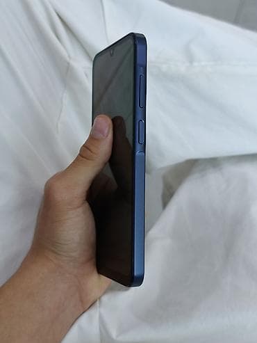 leather case: Срочно продаётся Самсунг А25 состояние отличное/идеальное объем памяти — 3