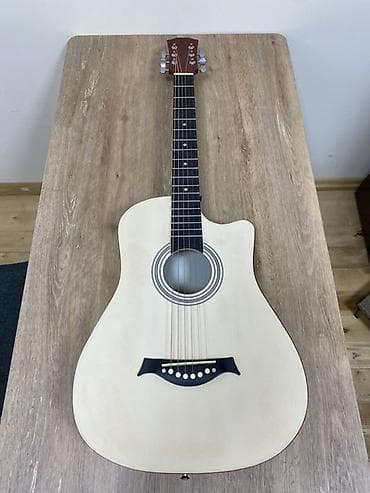 gitara lakewood: Акустическая гитара дредноут с вырезом (cutaway). - Корпус: форма — 1
