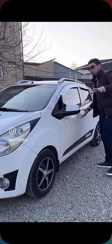 Chevrolet: Chevrolet Spark: 2011 г., 0.1 л, Ручные, Бензин, Хэтчбэк — 6