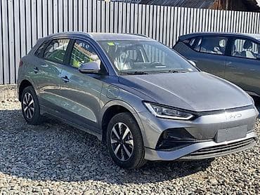 электронный авто: BYD E2: 2026 г., Электромобиль, Хэтчбэк — 3