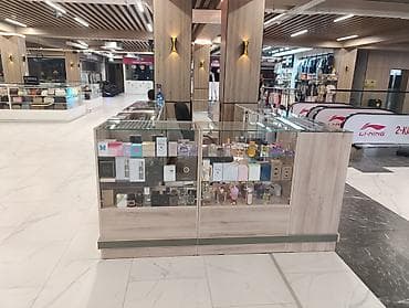 стойка для меню: Парфюменый островок продаётся хорошая локация научим как заработать — 3