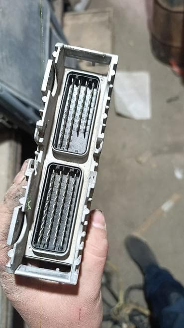 srv 2: Блок управления двигателем (ЭБУ) VDO MSE для Mercedes-Benz об 2.2 — 2