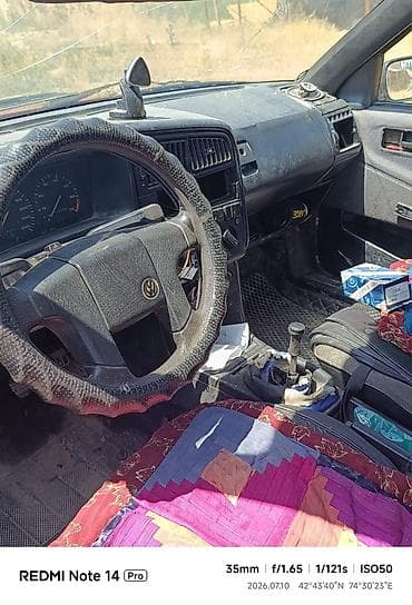 Транспорт: Volkswagen Passat: 1990 г., 1.8 л, Механика, Бензин — 2