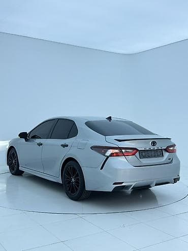 Toyota Camry: 2020 г., 2.5 л, Автомат, Бензин, Седан — 5