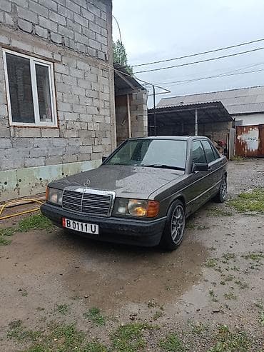 190: Mercedes-Benz 190: 1985 г., 2 л, Механика, Бензин — 2