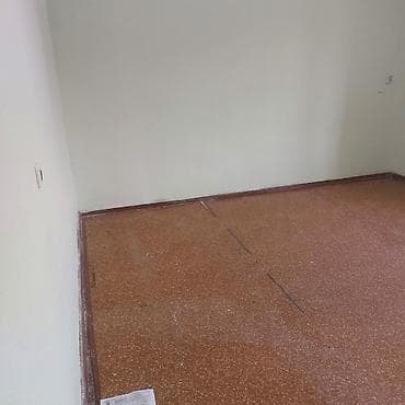 восток 5 мкр: 18 м² — 7