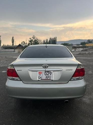 Toyota Camry: 2005 г., 2.4 л, Автомат, Бензин, Седан