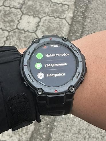 mi bend: Xiaomi Amazfit оригинал. Работает идеально ✅ На экране есть пленка — 2
