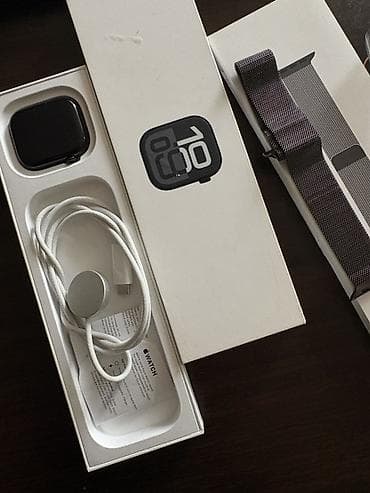 Эпл вотч комплектом аксессуаров. Использовались 2 дня - владельцу не