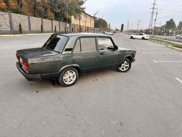 ВАЗ (ЛАДА) 2107: 2010 г., 1.7 л, Механика, Бензин, Седан