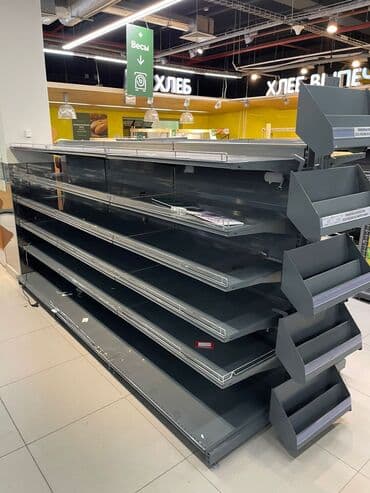 оборудование для магазина бу: Витрины, стеллажи, полки торговые металлические б/у, полка магазинная — 9