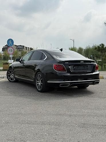 молдинги е39: Kia K9: 2018 г., 3.8 л, Автомат, Бензин, Седан — 2