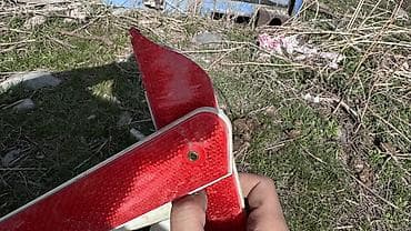 глушитель на авто: Автомобильный комплект безопасности Состав: - Огнетушитель пенный — 8