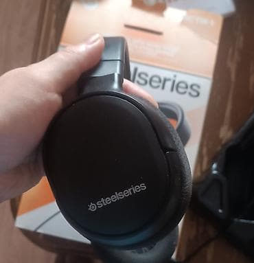 PS5 (Sony PlayStation 5): Игровая наушники SteelSeries Arctis 1 (проводная) - Тип — 5