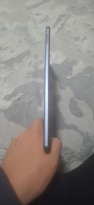ipad mini: Планшет, Samsung, память 32 ГБ, 8" - 9", Wi-Fi, Б/у, Классический цвет - Серый — 3