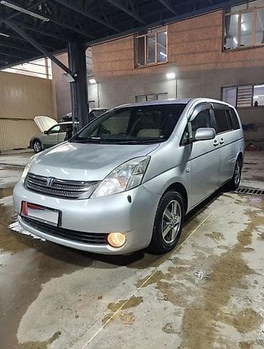 vvt: Toyota Isis: 2005 г., 2 л, Вариатор, Бензин, Минивэн — 1