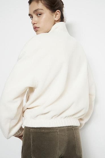 helly hansen: Женский бомбер Lime из мягкого флиса (цвет: молочный/айвори) — 2