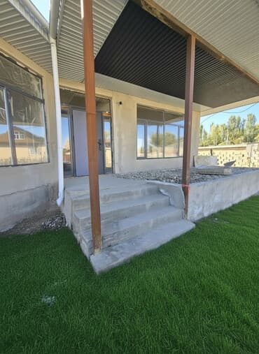 продаю дом село люксембург: Дом, 150 м², 5 комнат, Собственник — 1